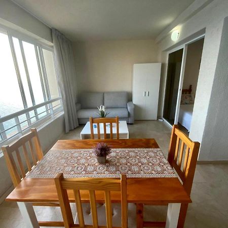 Apartamento Torre Levante, Primera Linea De Playa Benidorm Kültér fotó