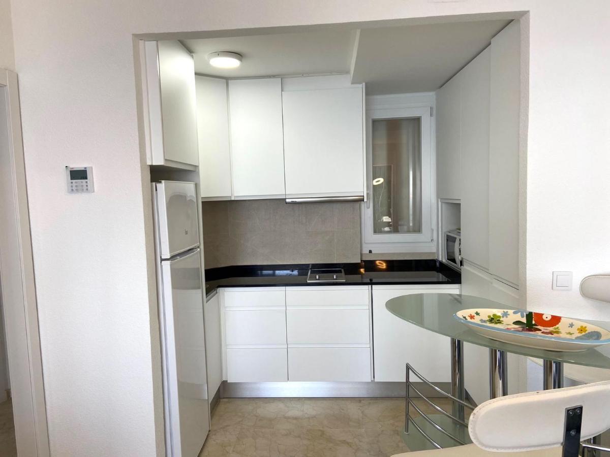 Apartamento Torre Levante, Primera Linea De Playa Benidorm Kültér fotó